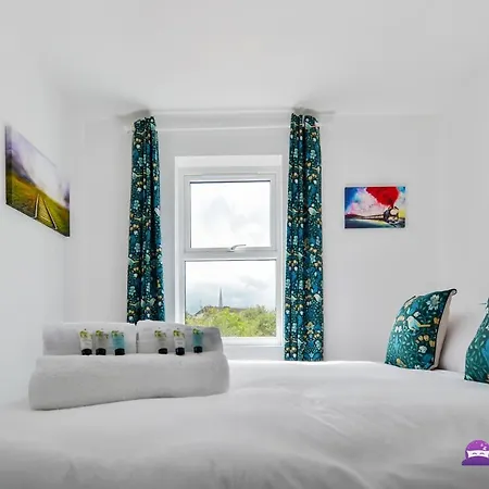 Annie 1 Bed Apartment Next To Rail Station - Stayseekers Salisbury Exterior photo