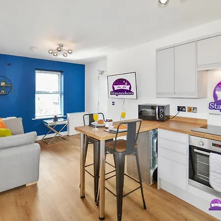 Annie 1 Bed Apartment Next To Rail Station - Stayseekers Salisbury Exterior photo